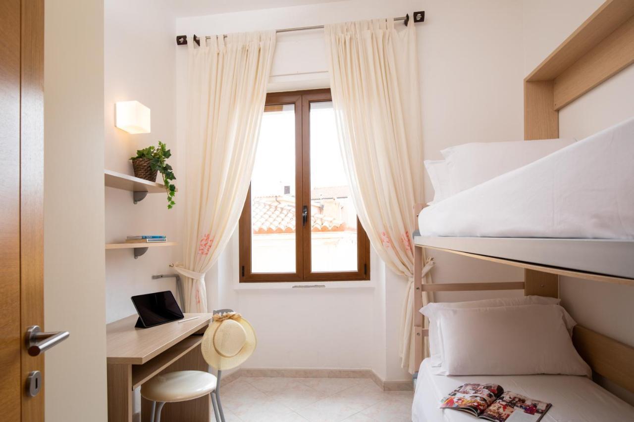 Old Charm - Seaview Apartment La Maddalena  Zewnętrze zdjęcie
